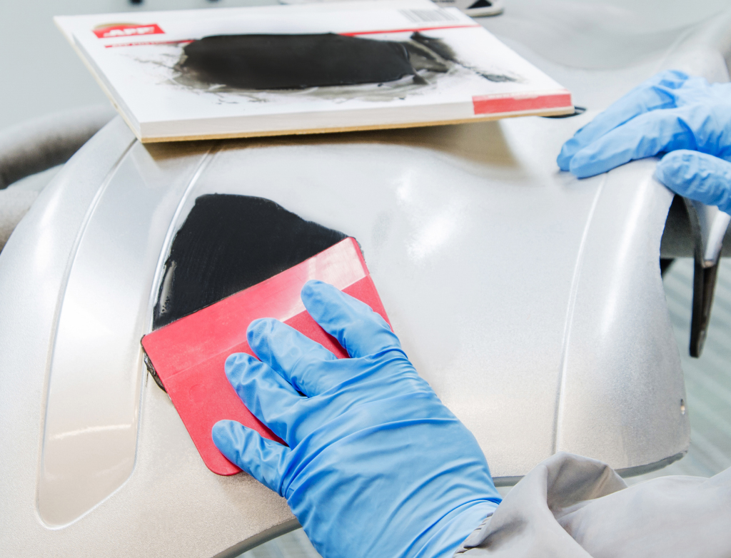 APP Plastiflex Szpachla na tworzywa sztuczne | 1,8 kg